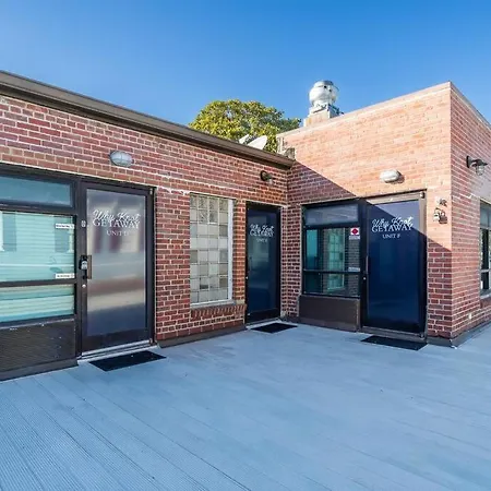 Why Knot Getaway…Rooftop With Waterview! Unit F